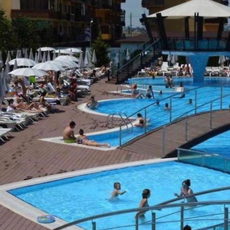 Apartament Militari Residence Roşu Dış mekan fotoğraf