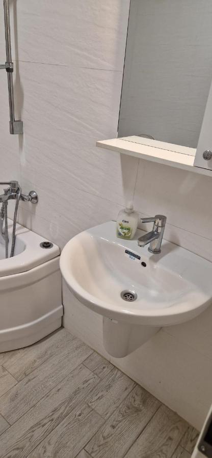 Apartament Militari Residence Roşu Dış mekan fotoğraf